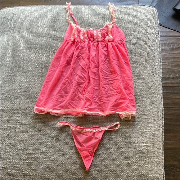 NEW VICTORIA’S SECRET Set Bundle! - Picture 1 of 7